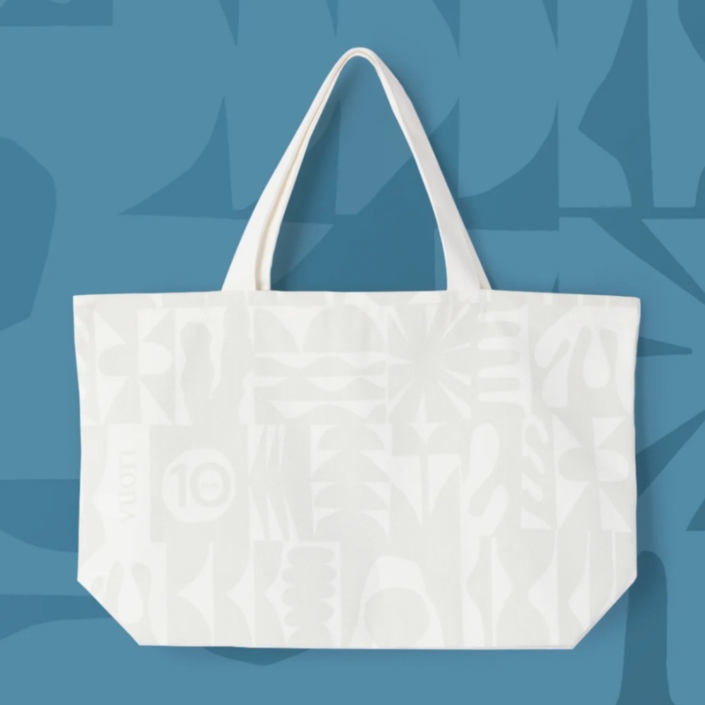Vuori Tote Bag NWT - Picture 5 of 5